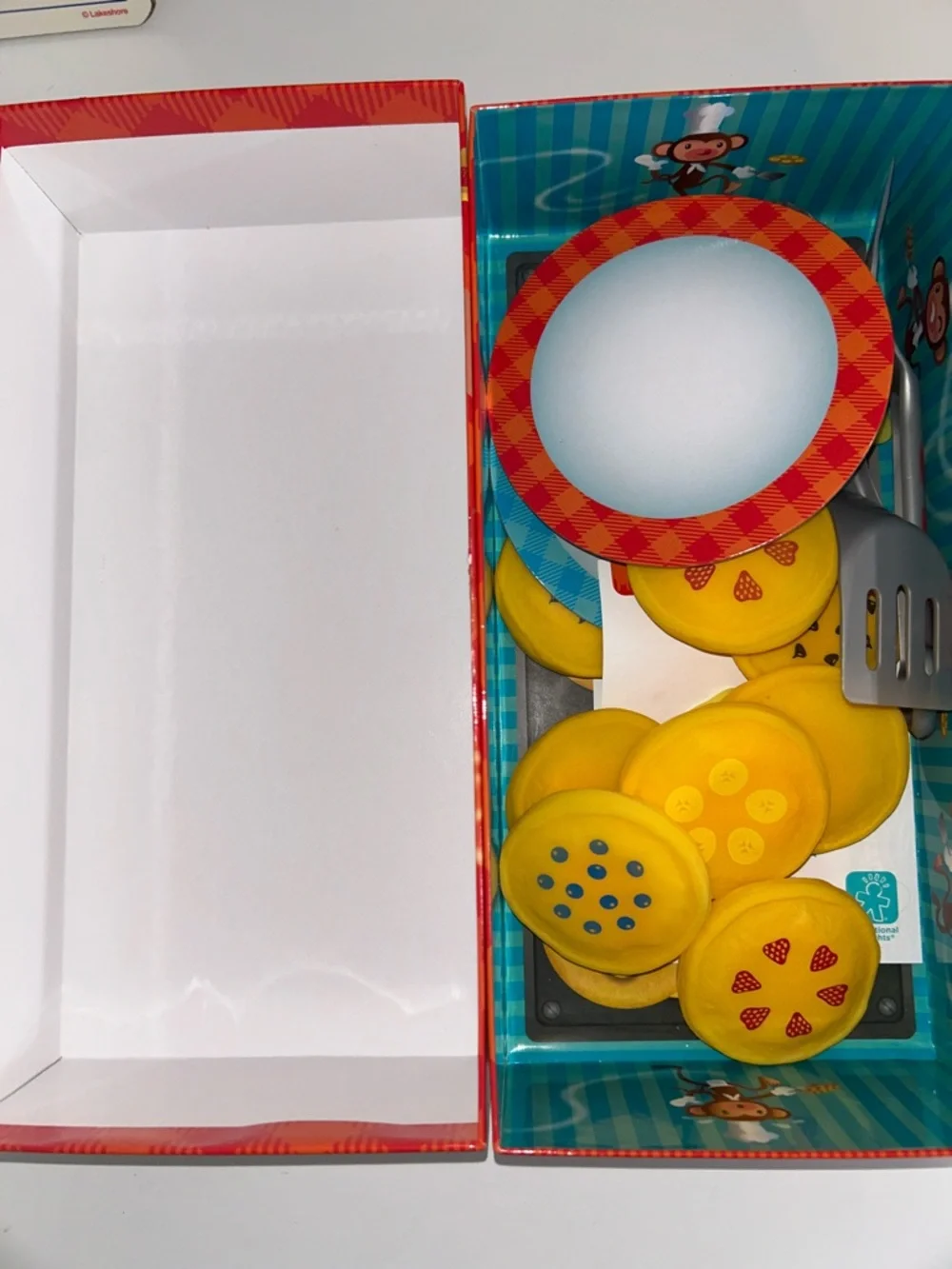 Pancake Pile-Up! Kids Relay Race Game Educational Insights 4+ - Picture 4 of 8